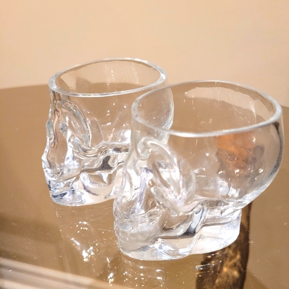 Oversized skull shot glasses - Picture 10 of 11